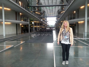 Caro Cremer im Paul-Löbe-Haus